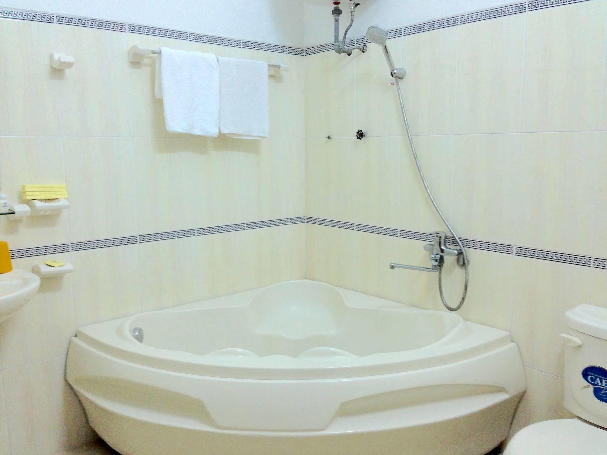 דה לאט Hoa Dang Hotel מראה חיצוני תמונה